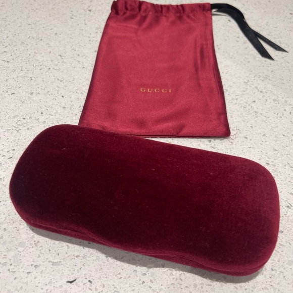 Gucci Eyeglasses - Picture 4 of 16